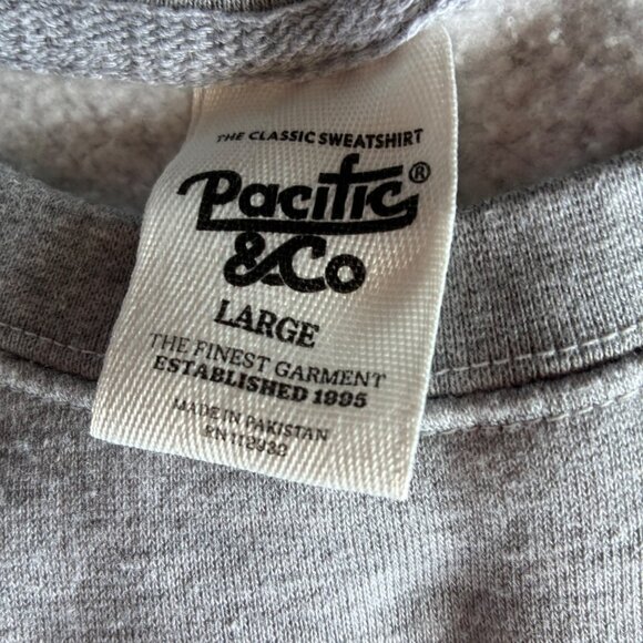 Pacific & Co. Gray Crewneck Graphic Sweatshirt Large - Cozycore, Beachy, Casual, - Picture 6 of 7